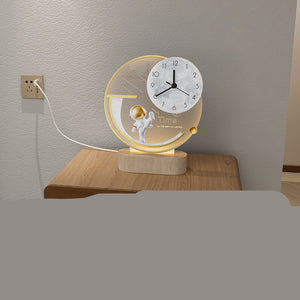 Elegant Desktop Timepiece Light Luxury Style Desk Clock - Luxitt