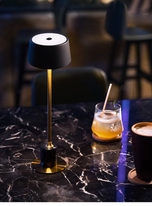 Rechargeable LED Table Lamp - Luxitt