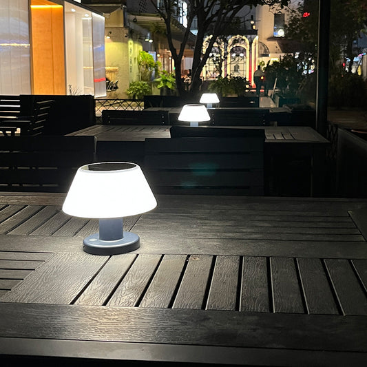 Charming Solar Courtyard Night Lamp - Luxitt